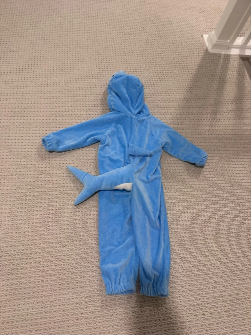 Shark costume - 2-3T - Picture 4 of 7